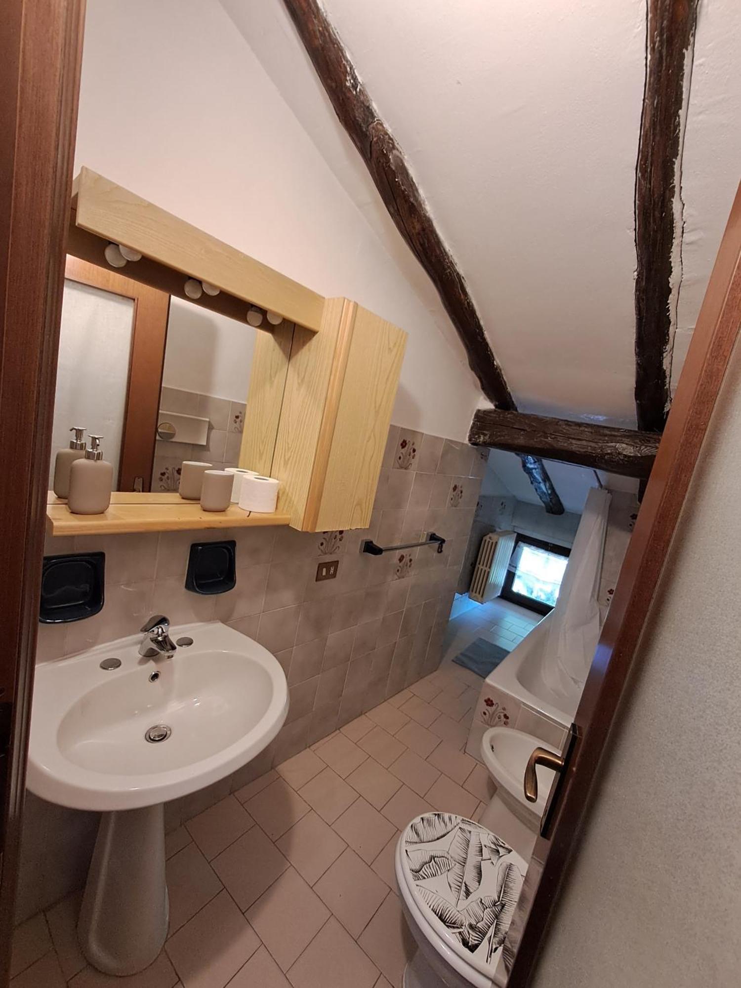 Mansardhouse Zona Bellagio Apartment Magreglio Bagian luar foto